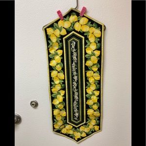 LEMON TABLE-RUNNER 40x15.5